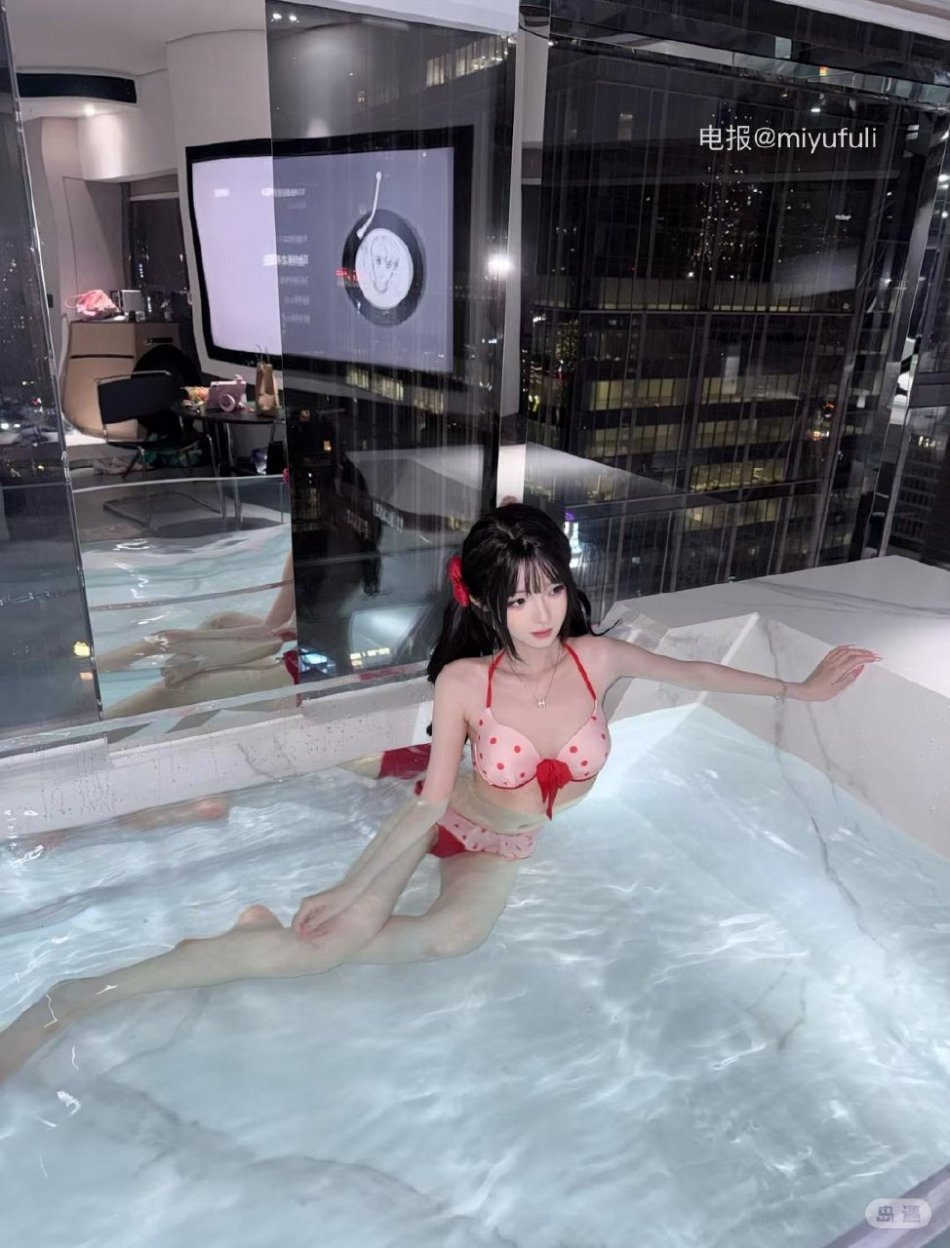 小小静 2026-04-07 11:57:51 偷偷看 第3张