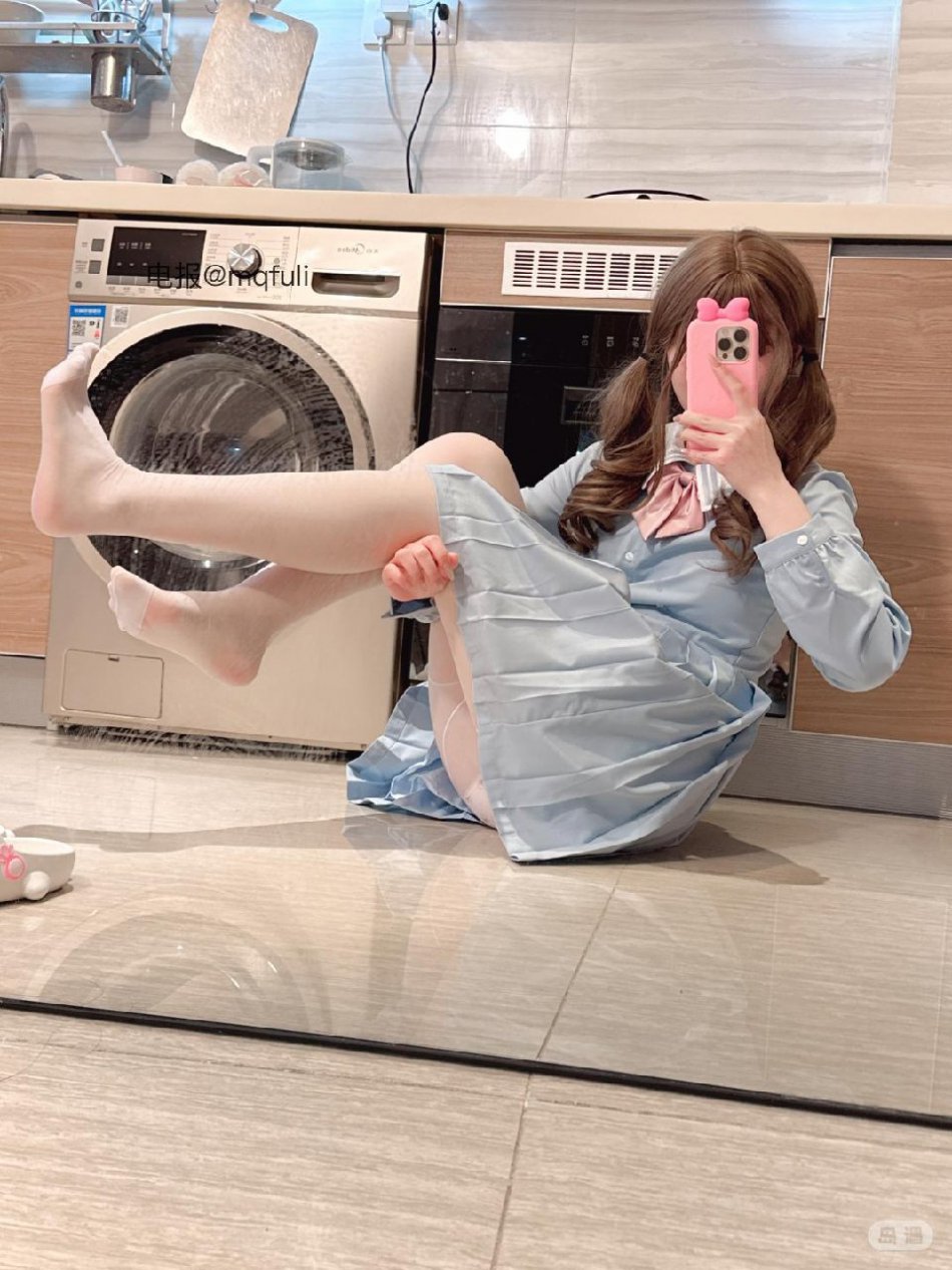 小尾酱 2026-04-08 13:56:26 我对你的欲望还不够明显吗 第1张