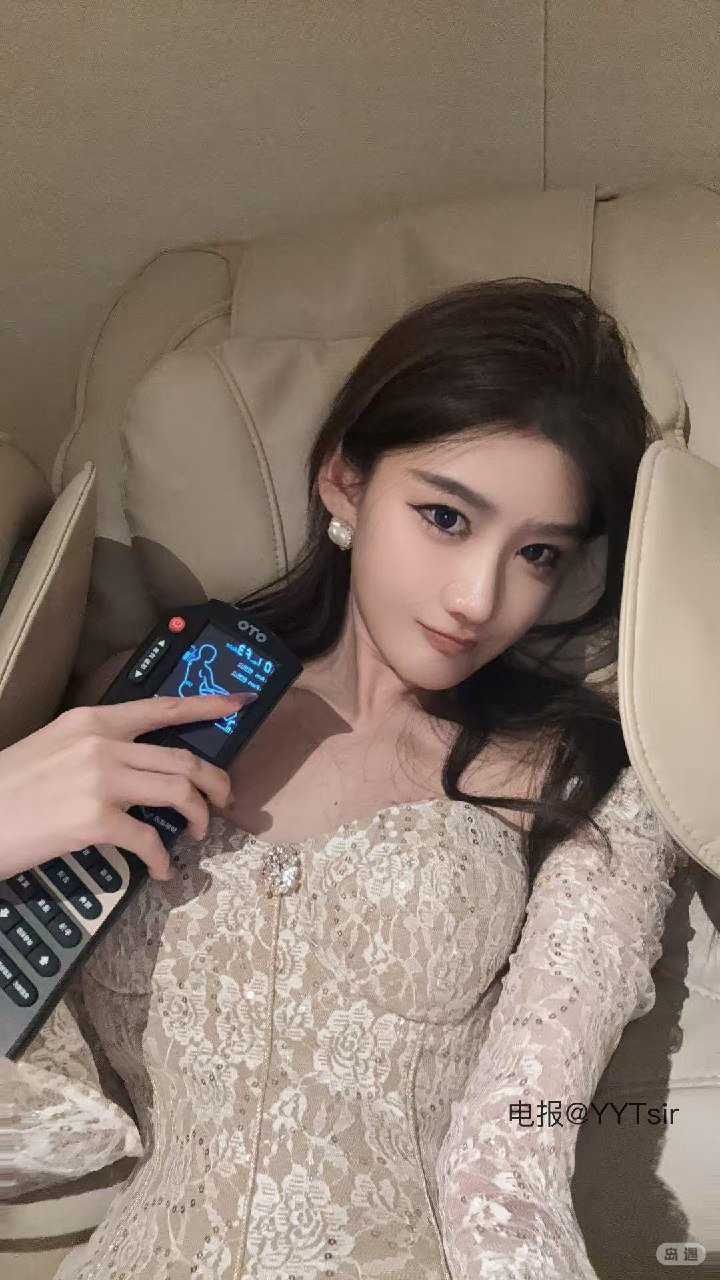 夏天yu 2026-04-01 19:01:20 我开始好奇你怀里的温度