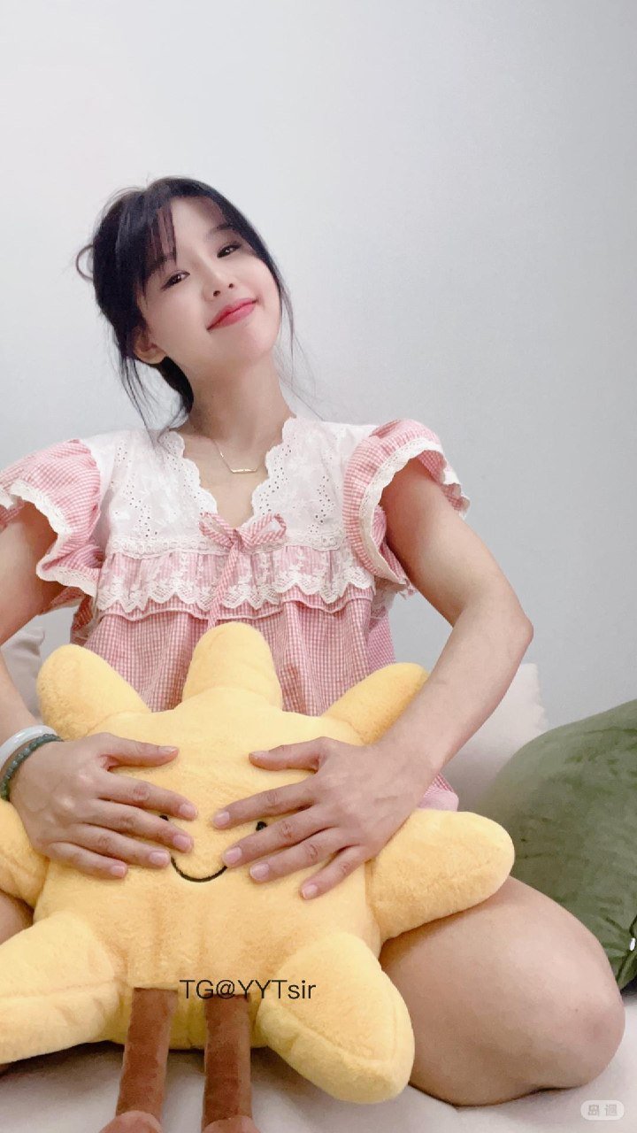 苏喵 2026-04-13 14:09:26 今天是可爱的小星星哟