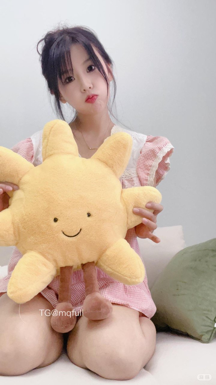 苏喵 2026-04-13 14:09:26 今天是可爱的小星星哟