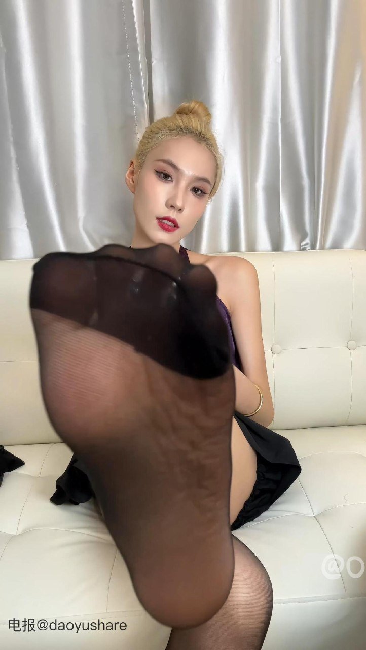 胆胆 2026-04-01 18:05:55 【嘉宾帖】黑丝纯享版