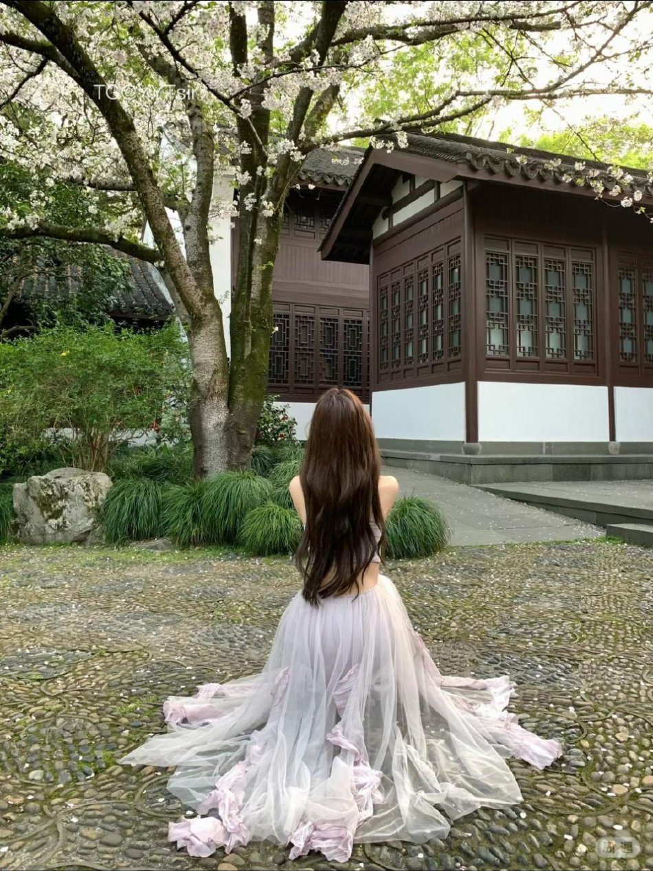 蒹葭苍苍 2026-04-14 16:04:43 怎么引起我的注意呢