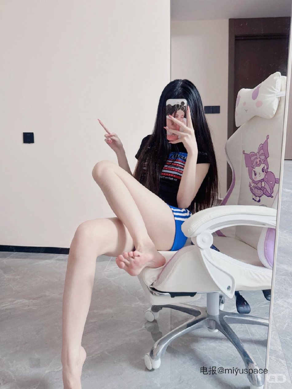 嘉嘉今天要早睡 2026-04-16 12:58:23 光腿喜欢吗