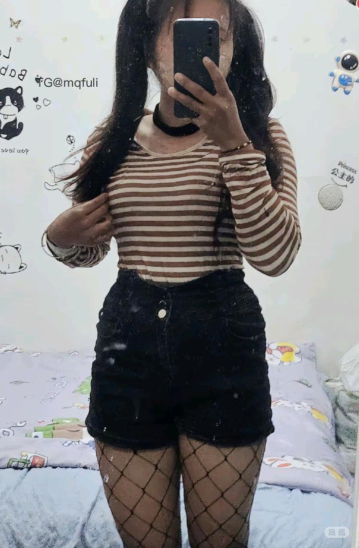 小妈小宝贝 2026-04-17 02:28:33 想！