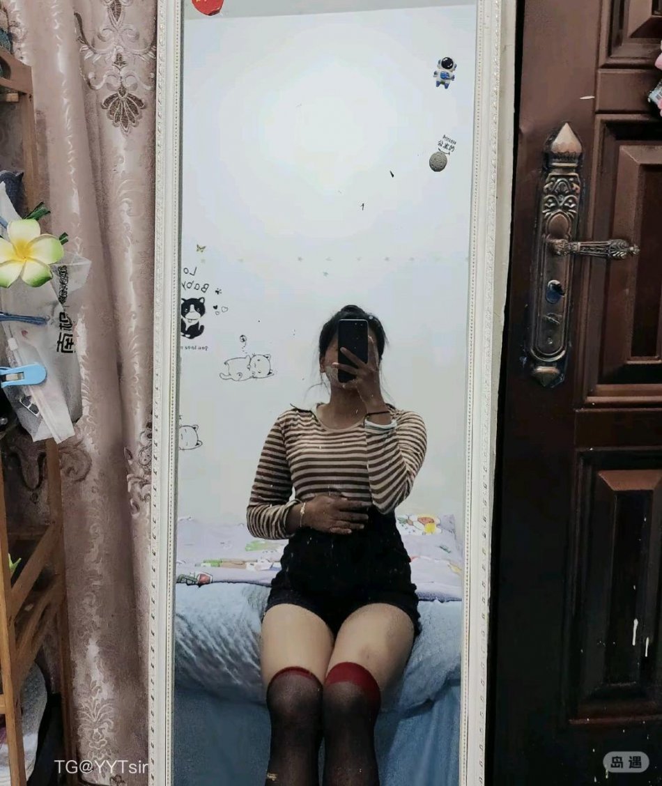 小妈小宝贝 2026-04-17 02:28:33 想！