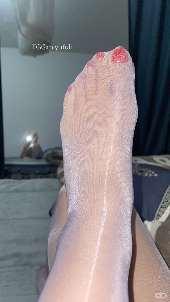 哈尼小Baby 2026-04-18 00:24:39 今天是黑色的🥰