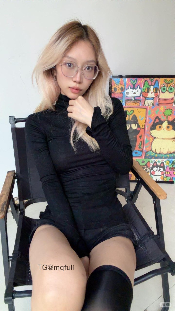 比尔吉沃特 2026-04-20 10:28:09 【嘉宾专属】黑丝控一组照片 第8张