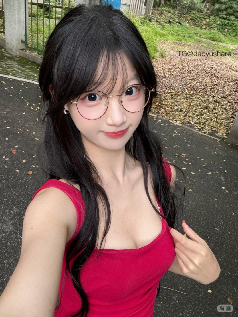 兔大王 2026-04-21 17:51:21 被路人摄影师抓拍了一张美图 第4张