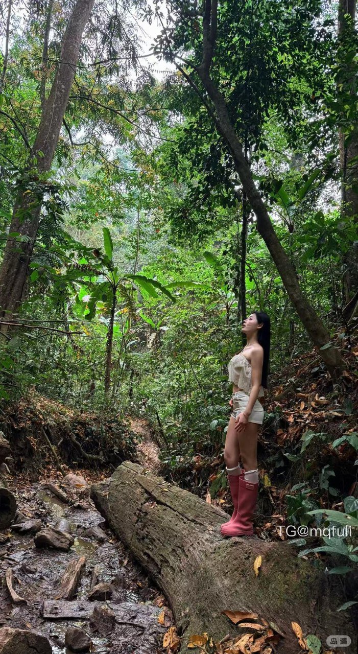 草莓熊啵啵 2026-04-22 10:57:57 和我一起玩耍吧 第1张