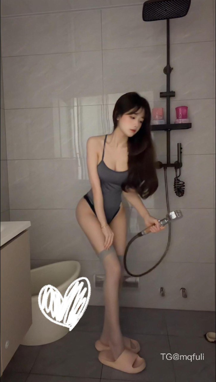 小牧牧牧 2026-05-07 21:30:46 【嘉宾帖】一组超绝灰色吊带版