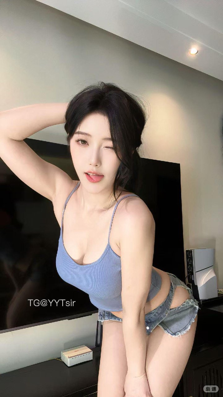 圈圈 2026-05-09 11:18:35 有多久没好好看我了 第2张