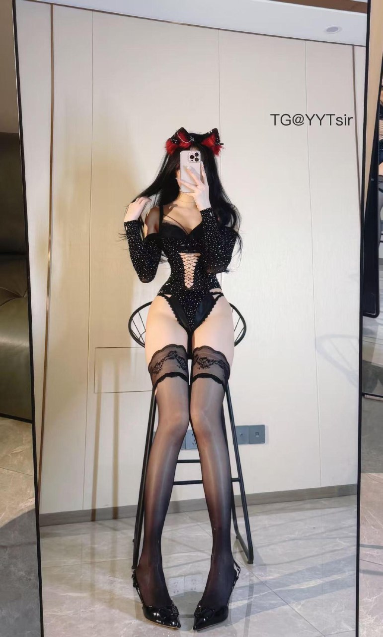 唐十七 2025-05-28 14:45:17 设计感情趣衣系列大片x17张🔥 第15张