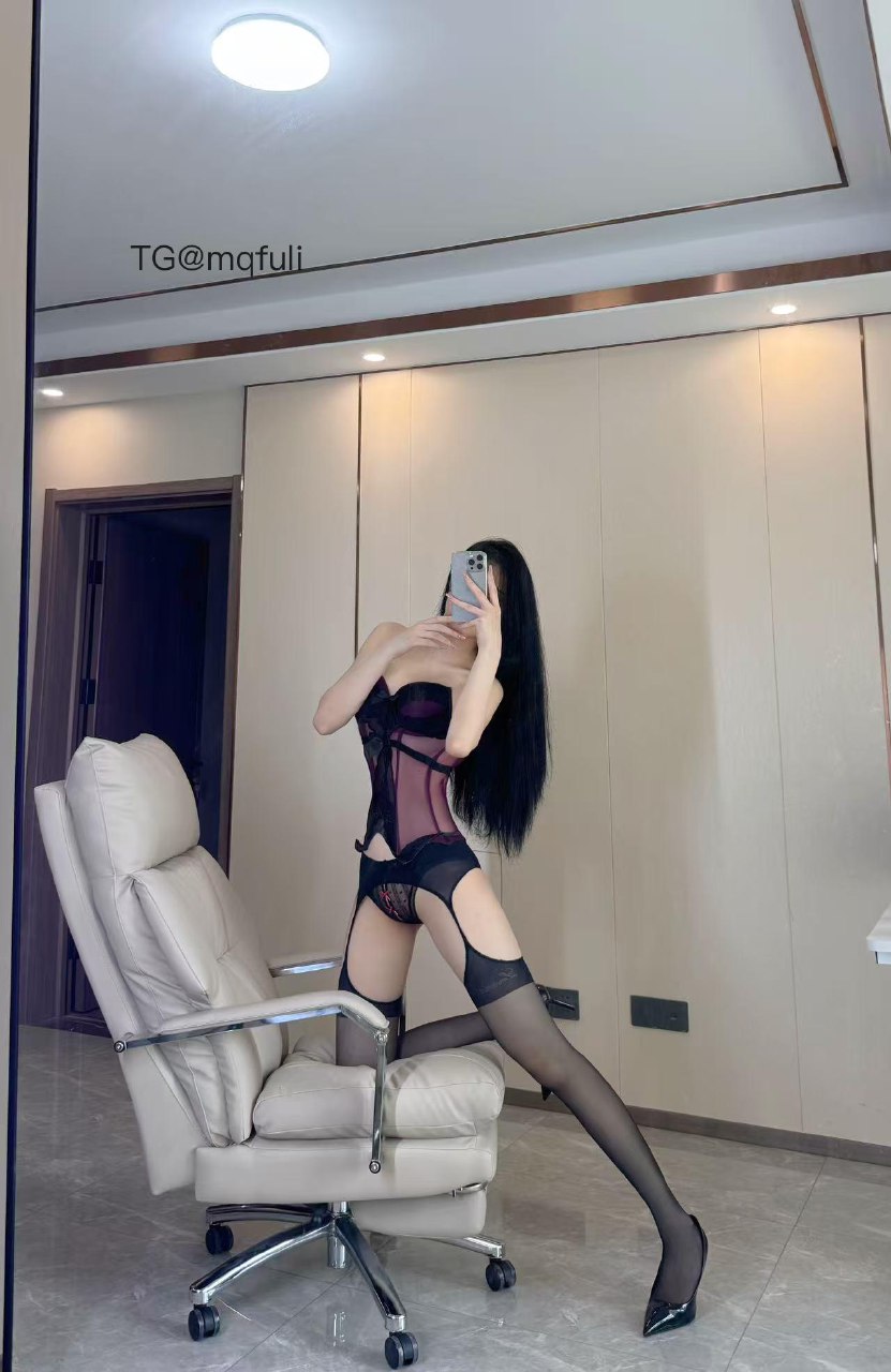 唐十七 2025-05-28 15:01:32 紫色情趣韵味大片x17张😍 第13张