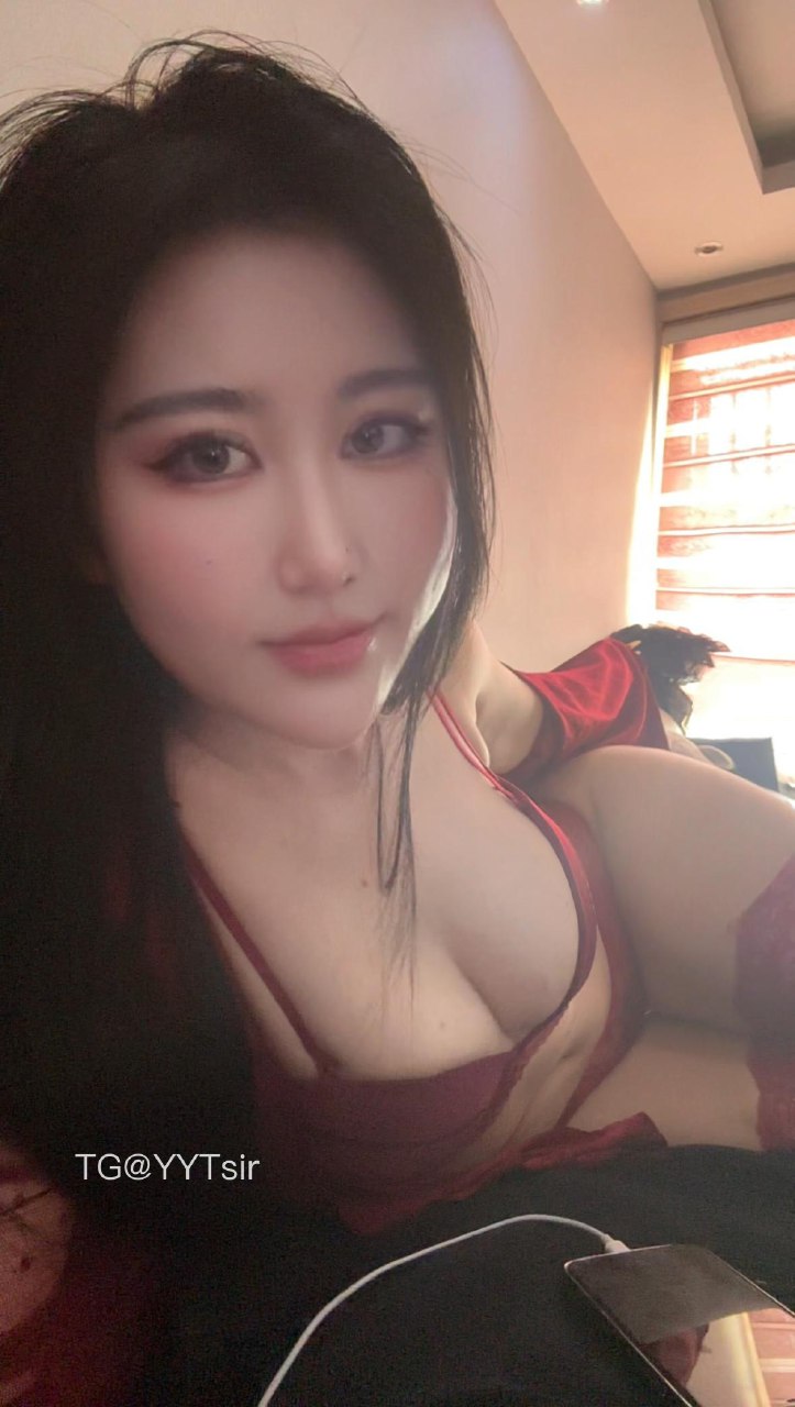 叶子姐姐 2025-05-30 13:49:02 男友视角【vip免费看 漏脸版】#小妈# 第2张