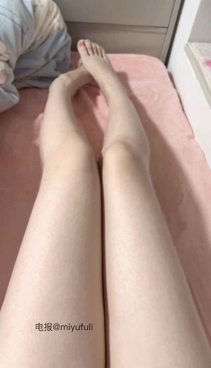 奶黄包 2025-05-30 16:31:50 小皮鞋#穿搭##萝莉# 一只奶黄包 第2张