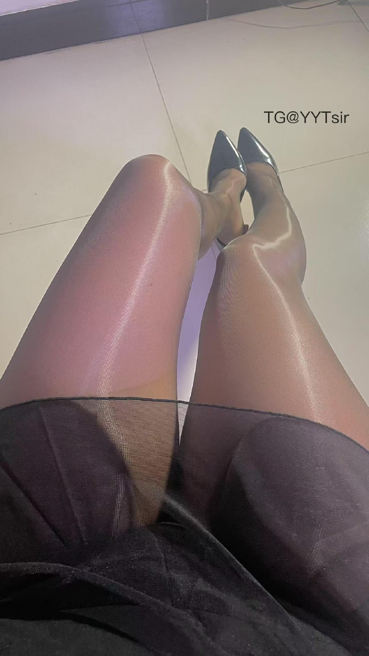 喵喵酱 2025-05-30 21:48:34 透视网纱情趣衣➕黑丝系列大片 第14张