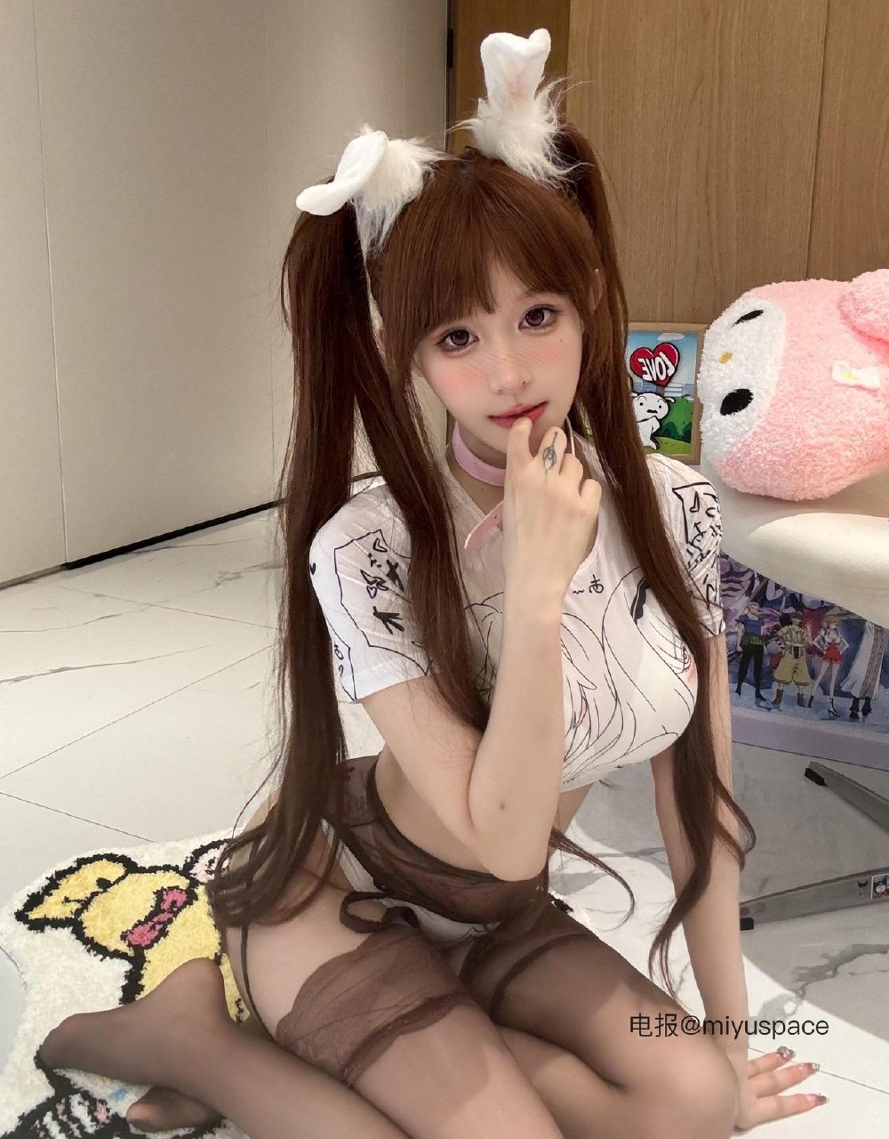 超蓝布罗莉 2025-05-31 10:56:36 🐰小兔子背影🍑超绝蹲姿👅 第1张