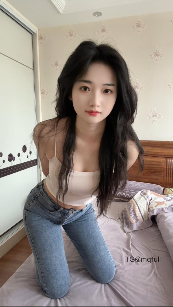 九斤明哥 2025-05-30 16:16:53 喜欢在姐姐前面还是后面呢🥵 第5张