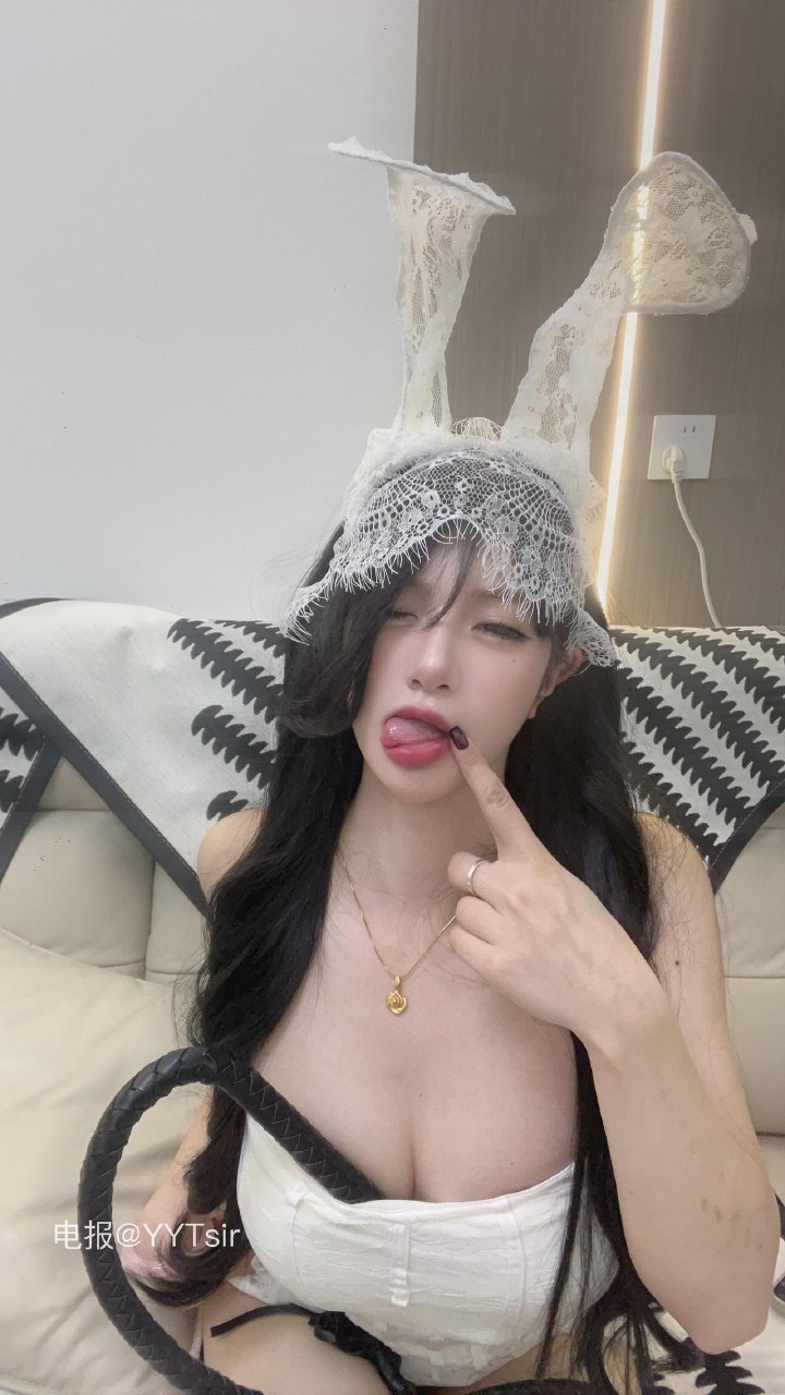 达咩酱 2025-05-29 01:47:07 解锁白色兔女郎可解锁更多视角 第5张