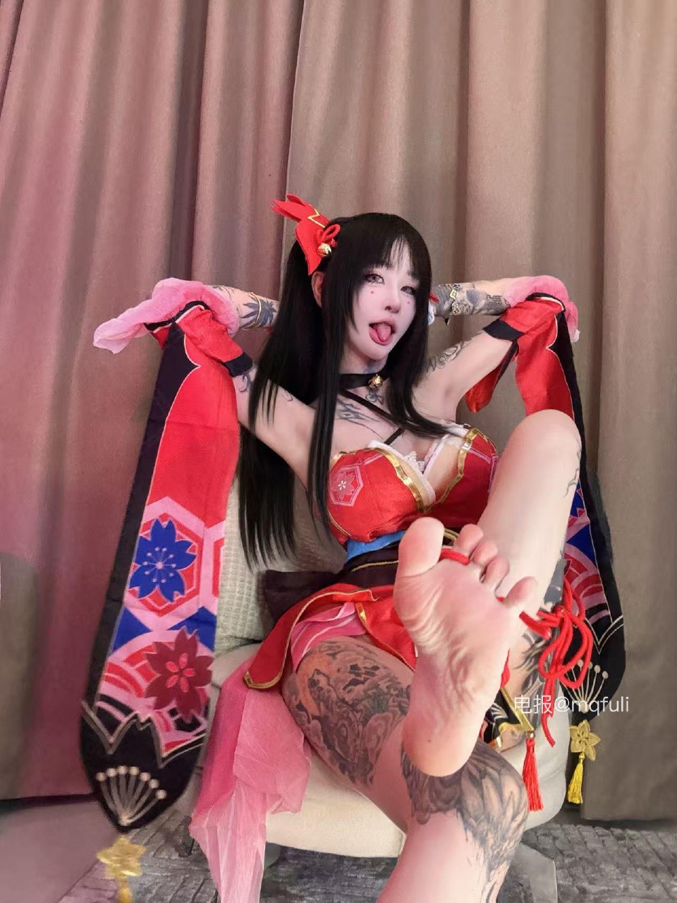 九条南无 2025-06-01 14:51:33 双腿打开🥵里面的内容更得你喜欢 第7张