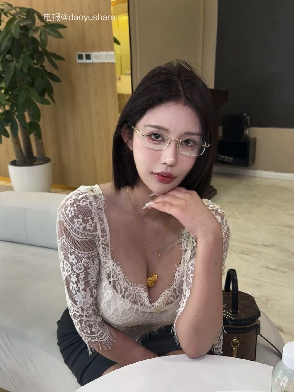 钟意依阳 2025-06-03 19:57:00 我先生的工作 就拜托你了 第10张