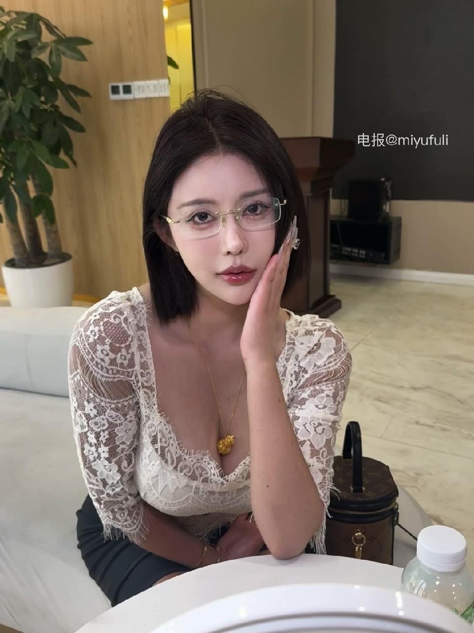 钟意依阳 2025-06-03 19:57:00 我先生的工作 就拜托你了 第11张