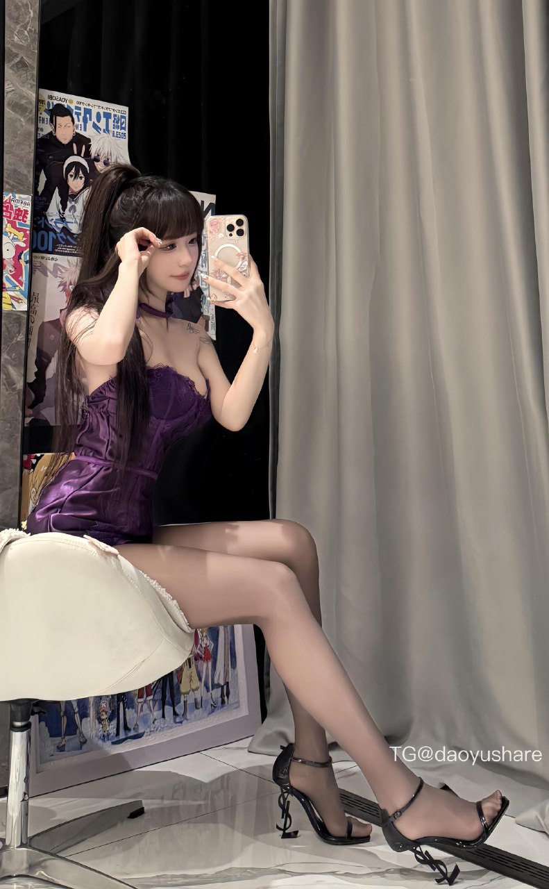 超蓝布罗莉 2025-06-04 04:05:44 猜猜我多高😛👠 第3张