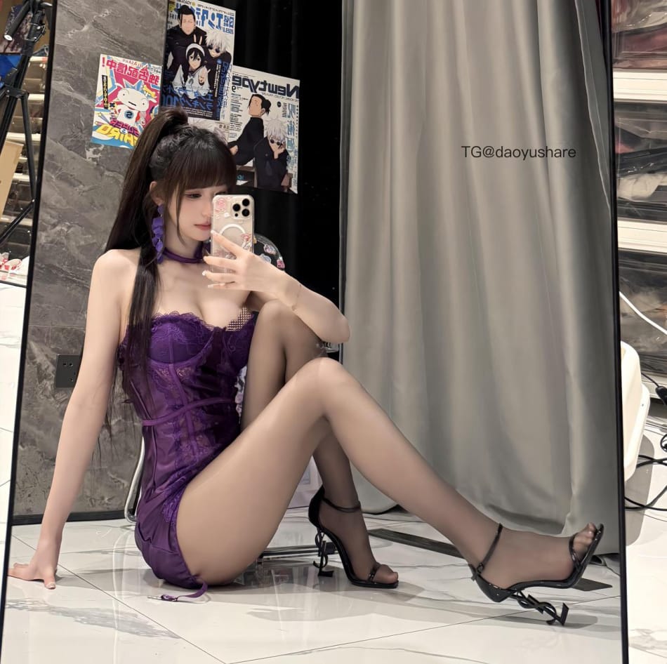 超蓝布罗莉 2025-06-04 04:05:44 猜猜我多高😛👠 第1张