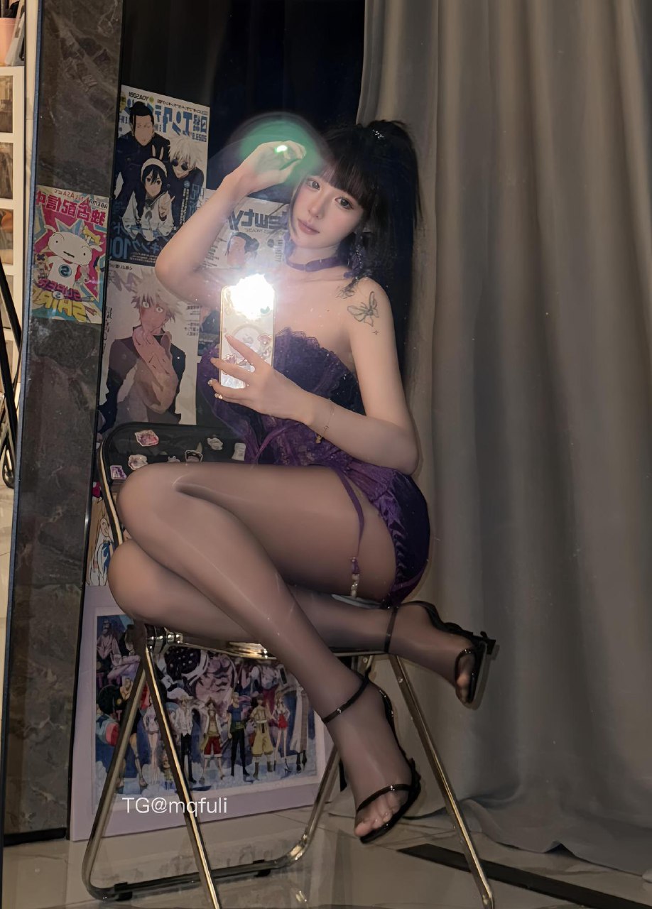 超蓝布罗莉 2025-06-04 04:05:44 猜猜我多高😛👠 第4张