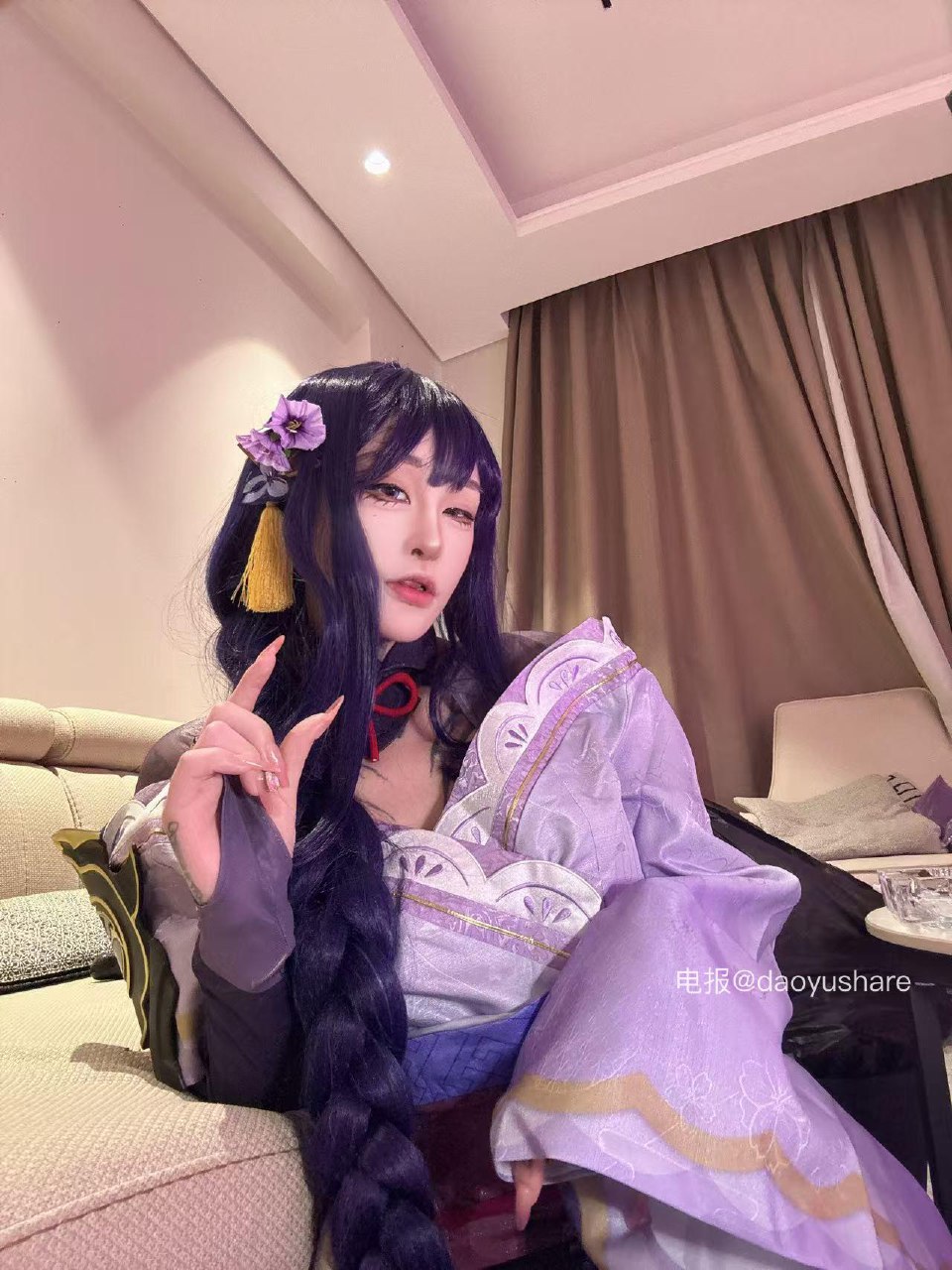 九条南无 2025-06-04 13:45:20 👅脚吧紫色丝袜和不穿都有！更有羞羞🥵姿势 第13张