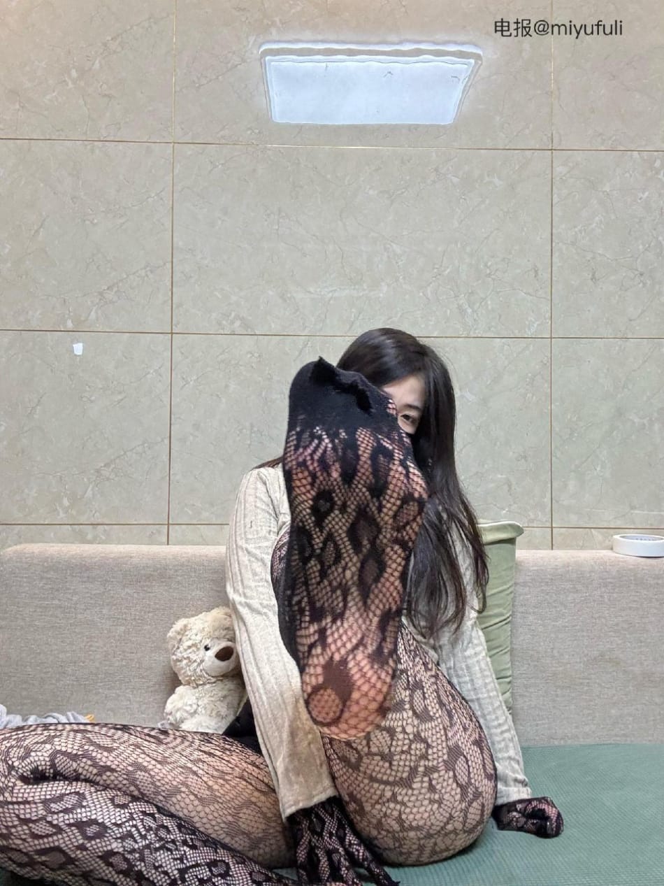 粉红袍袍 2025-06-04 17:23:17 白色蕾丝👙 第11张