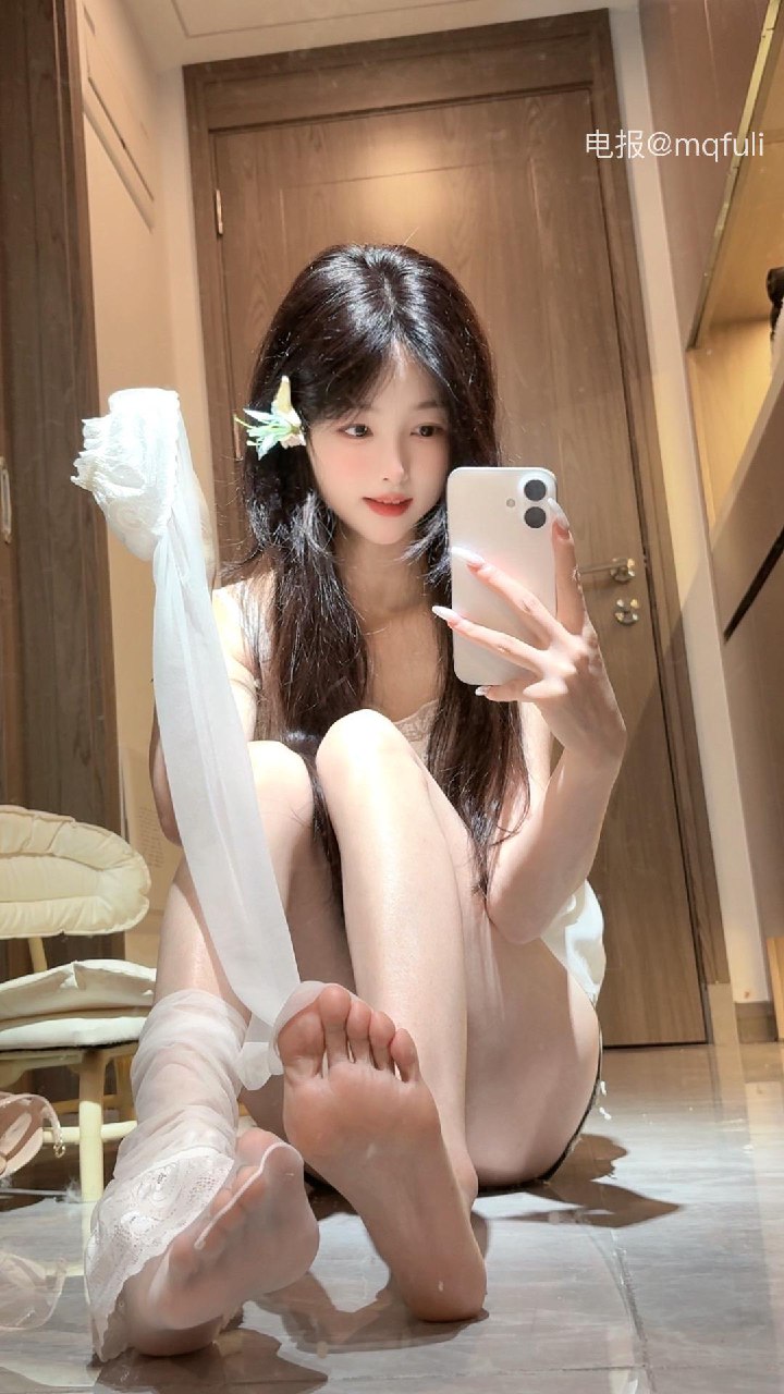 小甜酒子 2025-06-12 19:21:39 想… 第4张