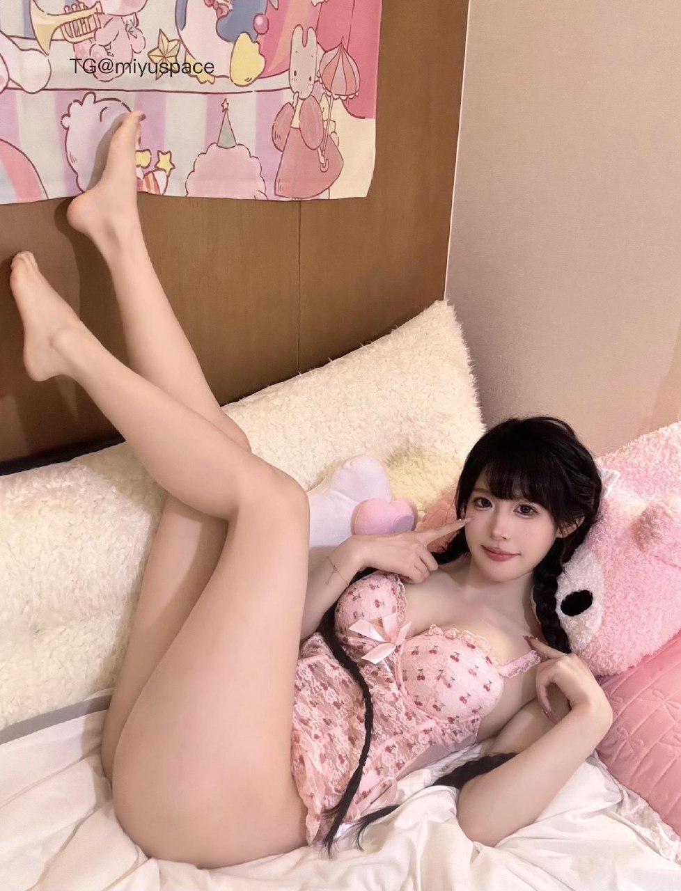 超蓝布罗莉 2025-06-19 22:21:09 粉粉嫩嫩的私房照 第1张