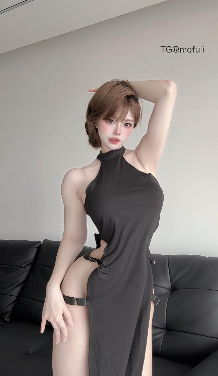 空心柚七 2025-06-19 13:55:38 付费贴#情趣旗袍吊带裙😍诱惑 第7张