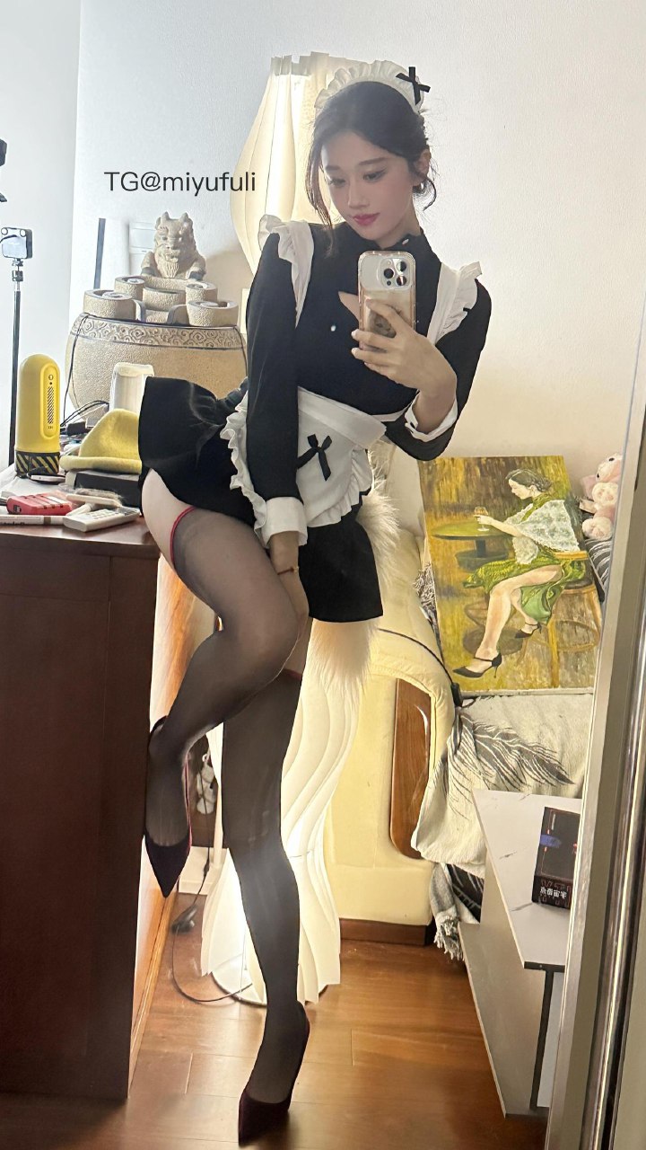 轩子巨2兔 2025-06-25 10:09:45 她私底下也是炸鸡啤酒都来的啊 第4张