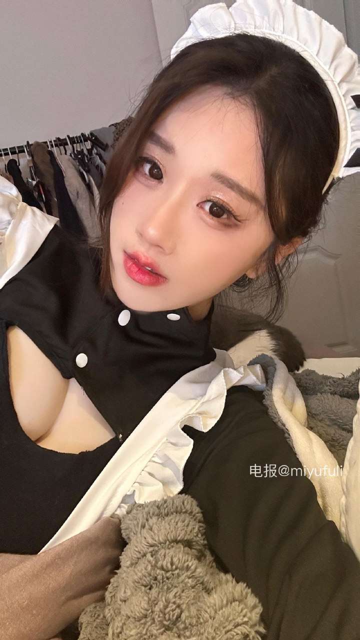 轩子巨2兔 2025-06-25 10:09:45 她私底下也是炸鸡啤酒都来的啊 第9张