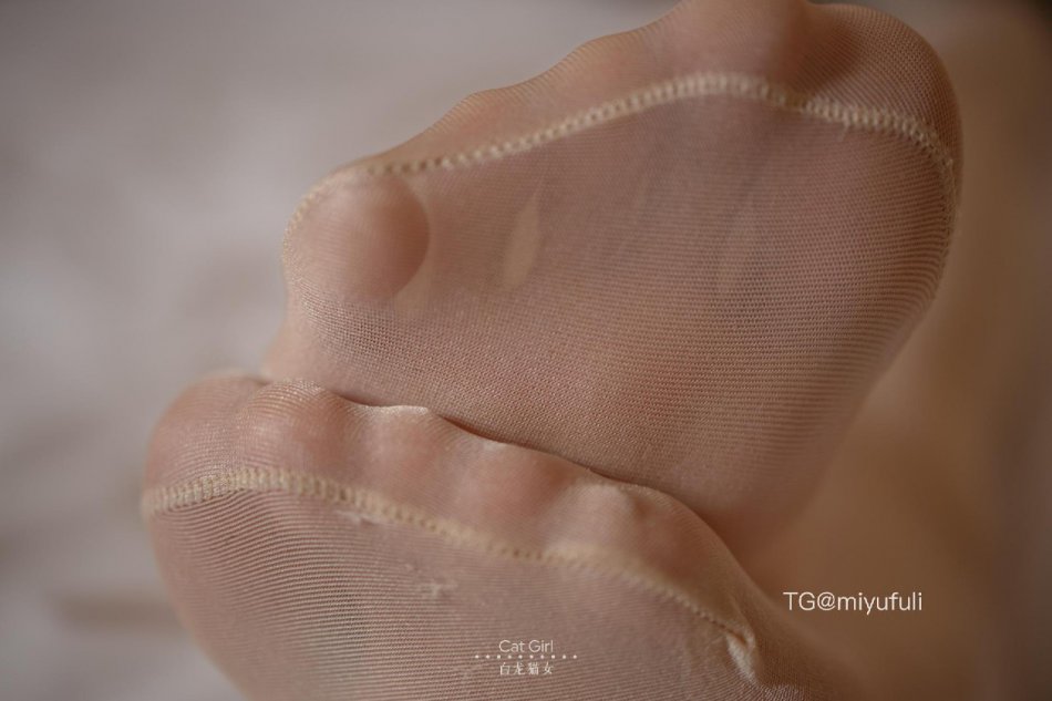 白龙猫女 截止2025-06-05前 图片199p 第1张