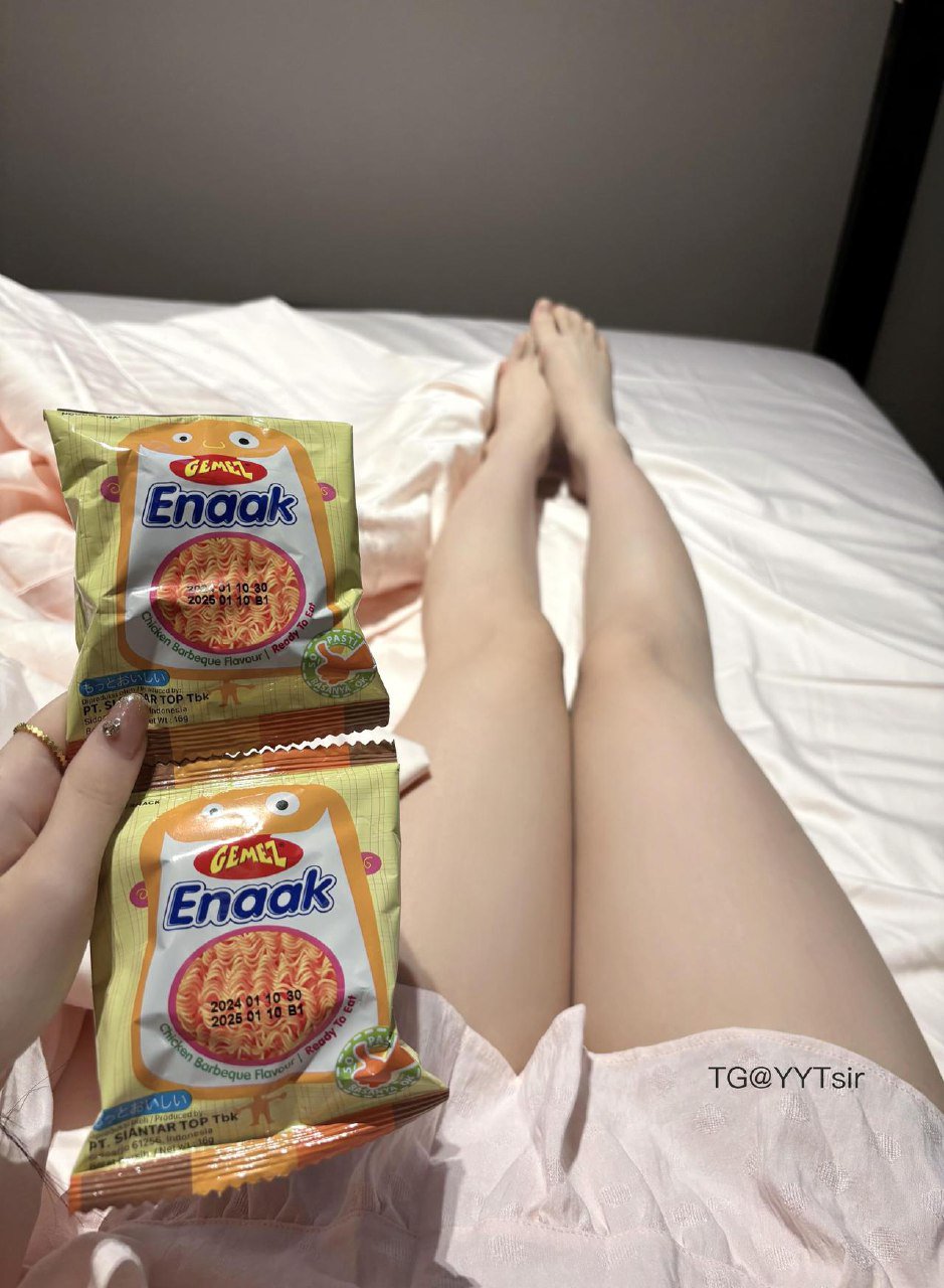超蓝布罗莉 2025-06-04 03:38:16 一到晚上就饿啊啊 第2张
