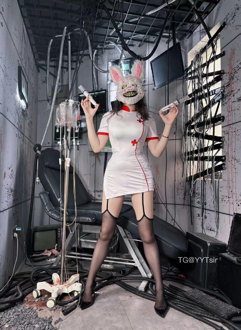 可可西 2025-06-05 16:40:15 付费贴#护士服➕丁字裤的诱惑 第2张