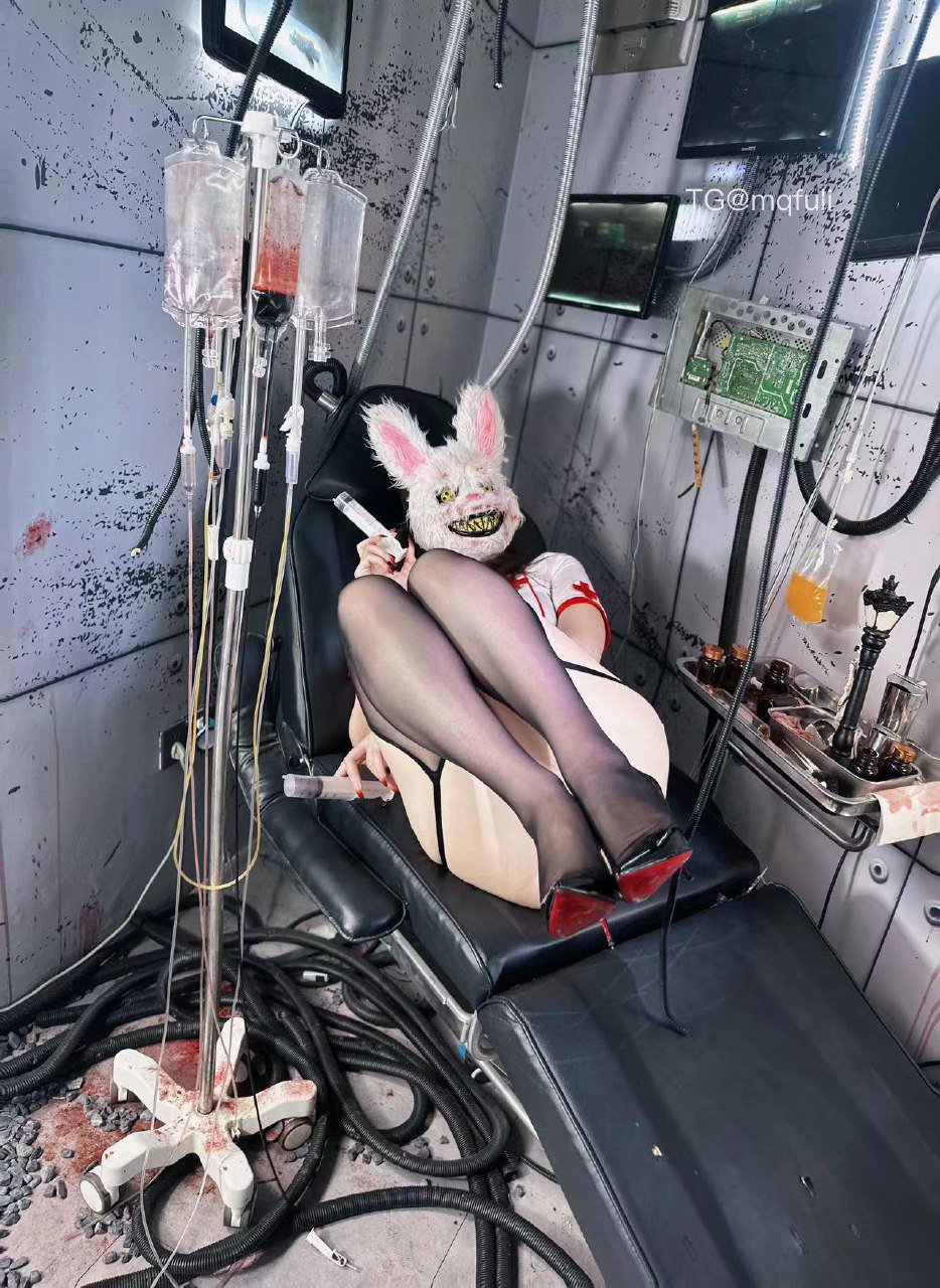 可可西 2025-06-05 16:40:15 付费贴#护士服➕丁字裤的诱惑 第14张