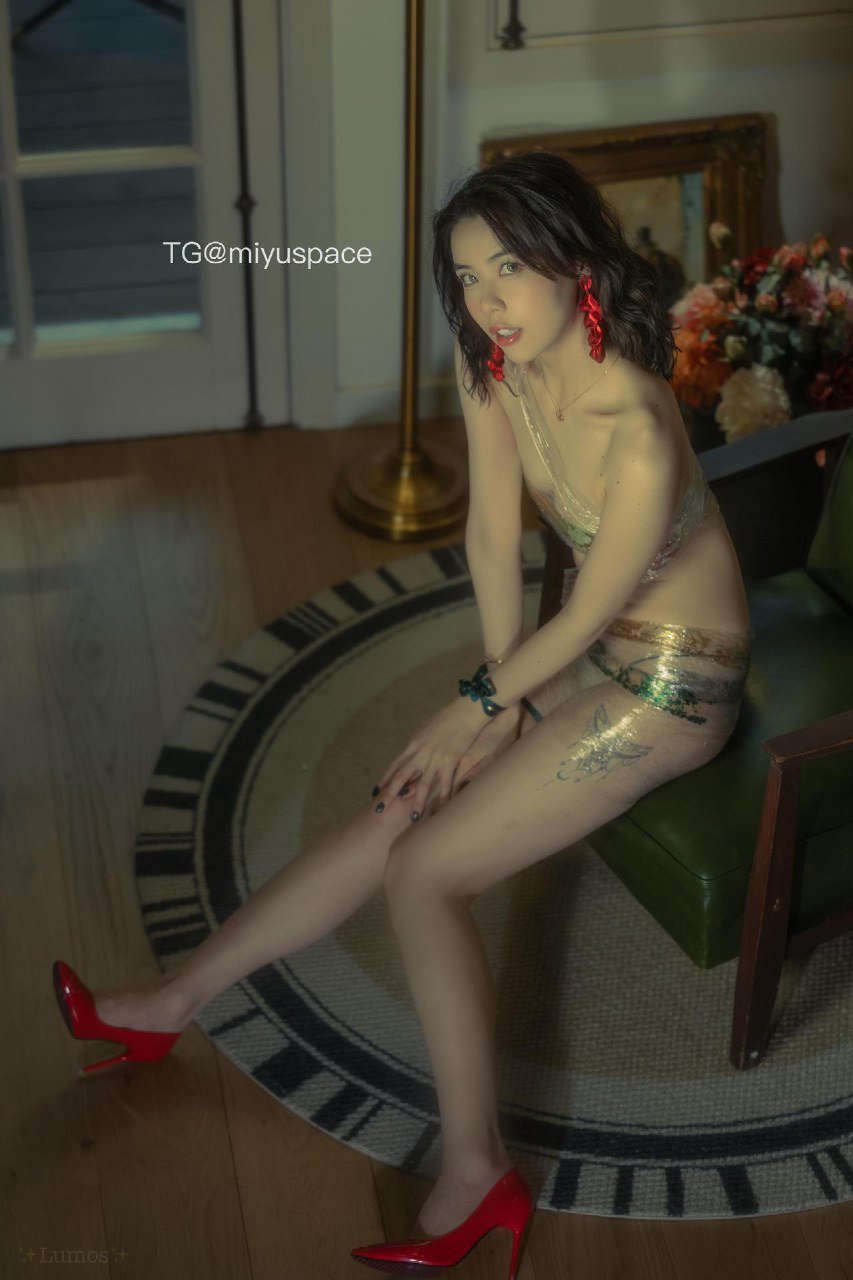 Lumos 2025-06-17 12:19:30 #付费贴# 苗疆网纱斜肩连体套装系列 第2张