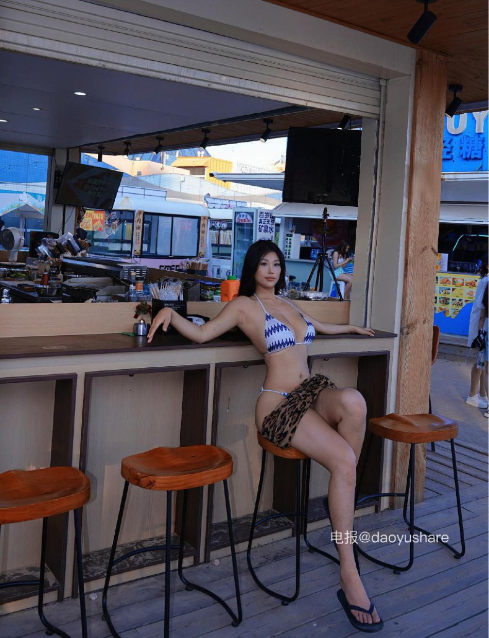 巧麦唛 2025-06-19 11:53:00 刚刚亲了风一口 过会它会吹在你脸上 第7张