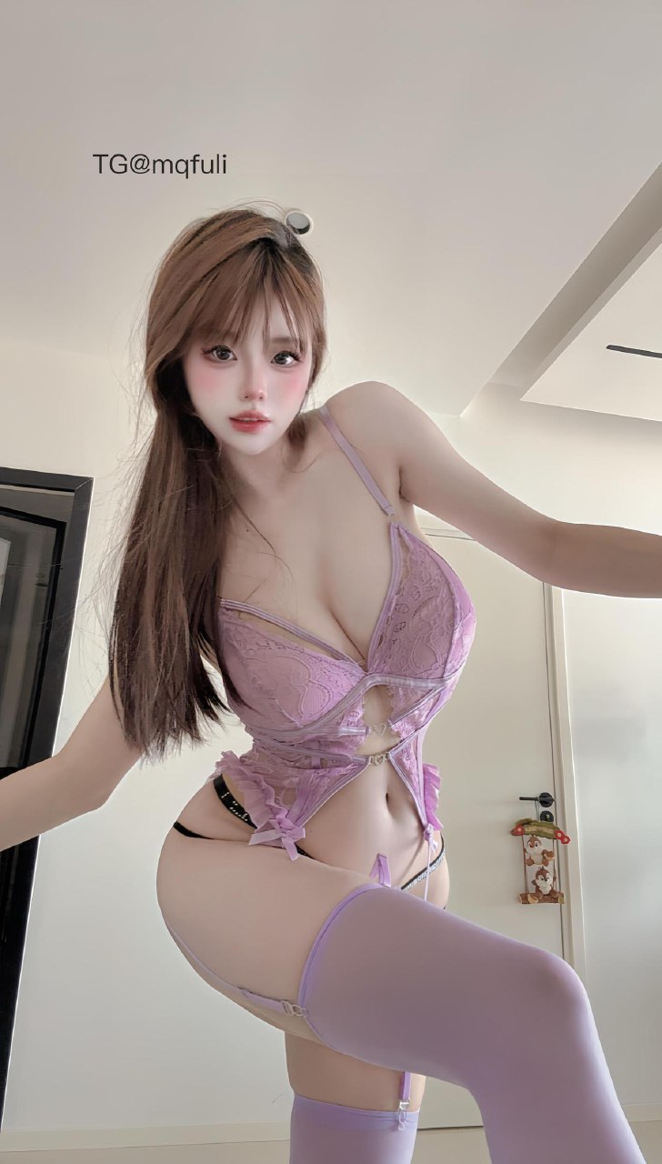 空心柚七 2025-07-08 16:32:12 付费贴 紫色蕾丝比基尼不看真的会后悔 第3张