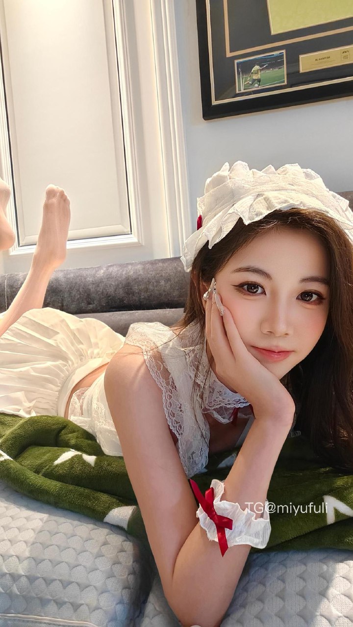 刘二萌 2025-07-06 17:35:09 纯欲性感女仆套装绝绝子😍 第9张