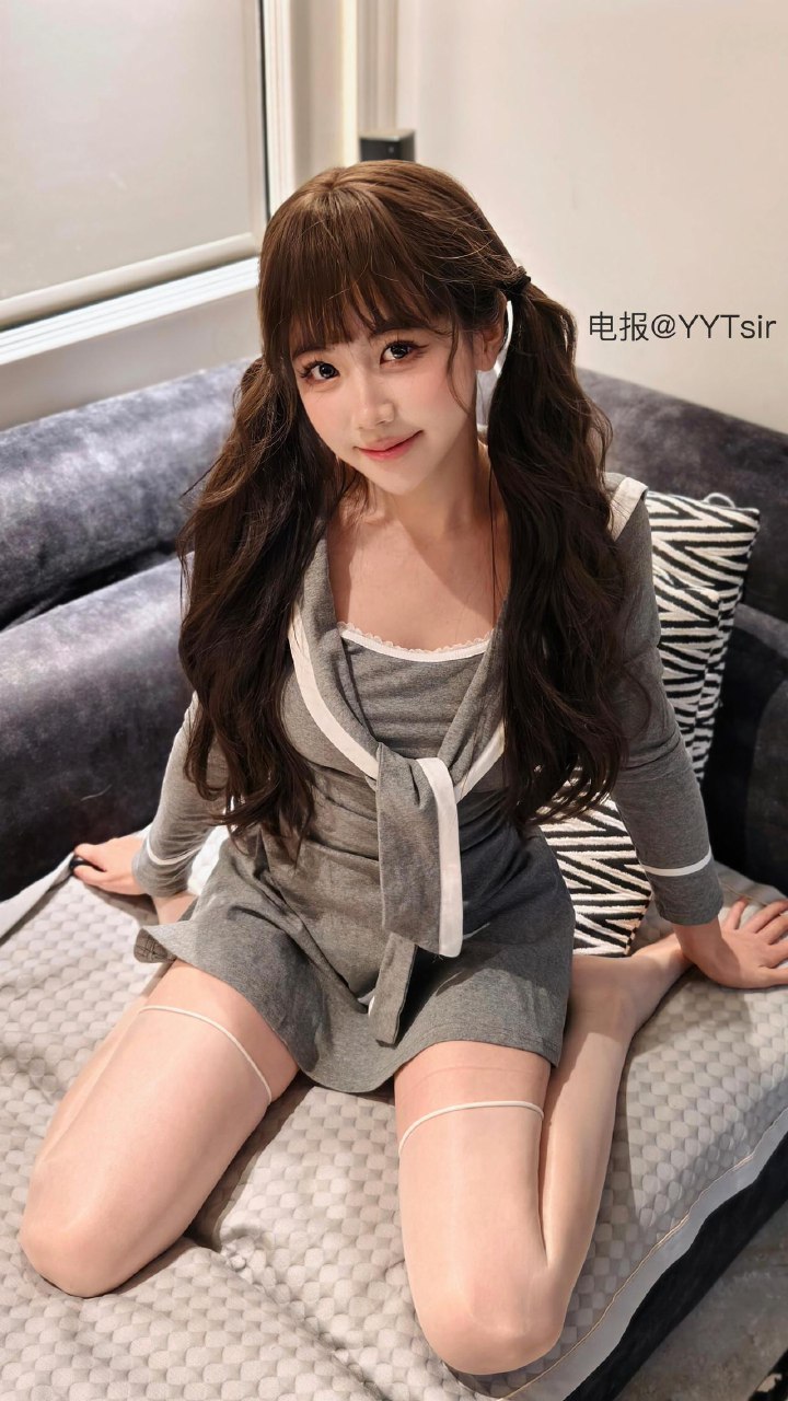 刘二萌 2025-07-06 17:51:57 海军领a字裙 第7张