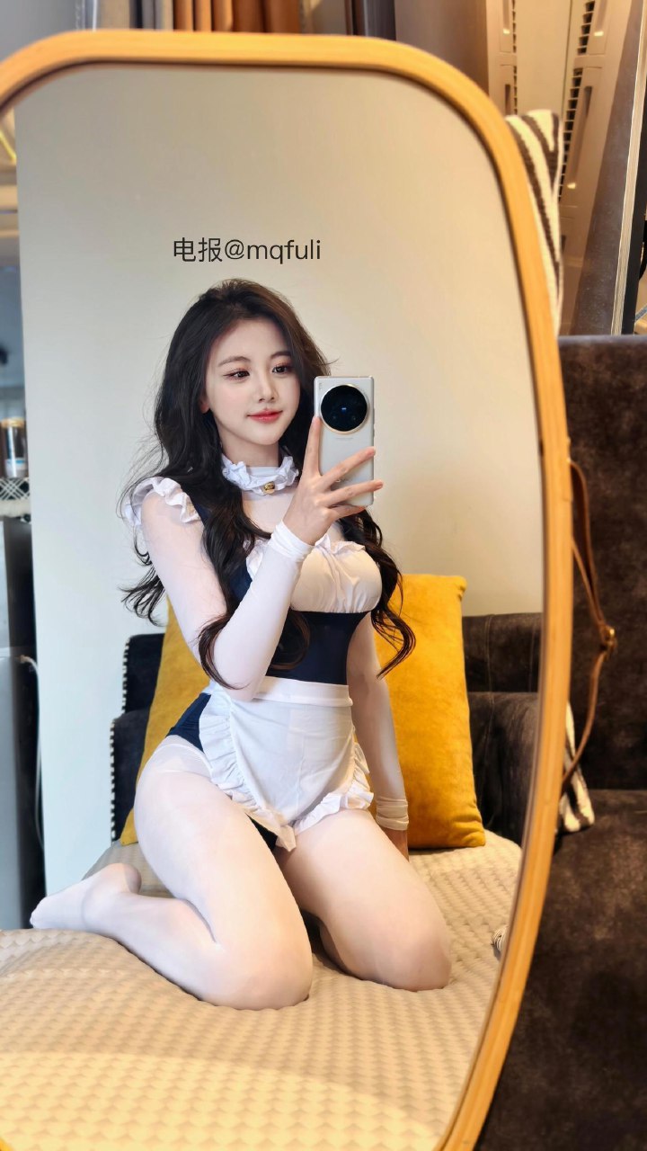 刘二萌 2025-07-06 18:07:30 可爱萌系cos女佣制服🔞㊙️ 第19张