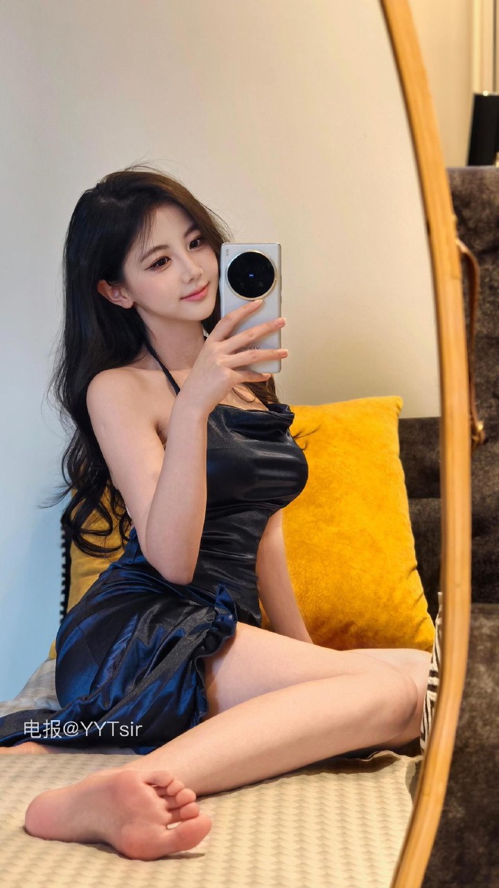 刘二萌 2025-07-07 19:58:21 学院风jk制服 第2张