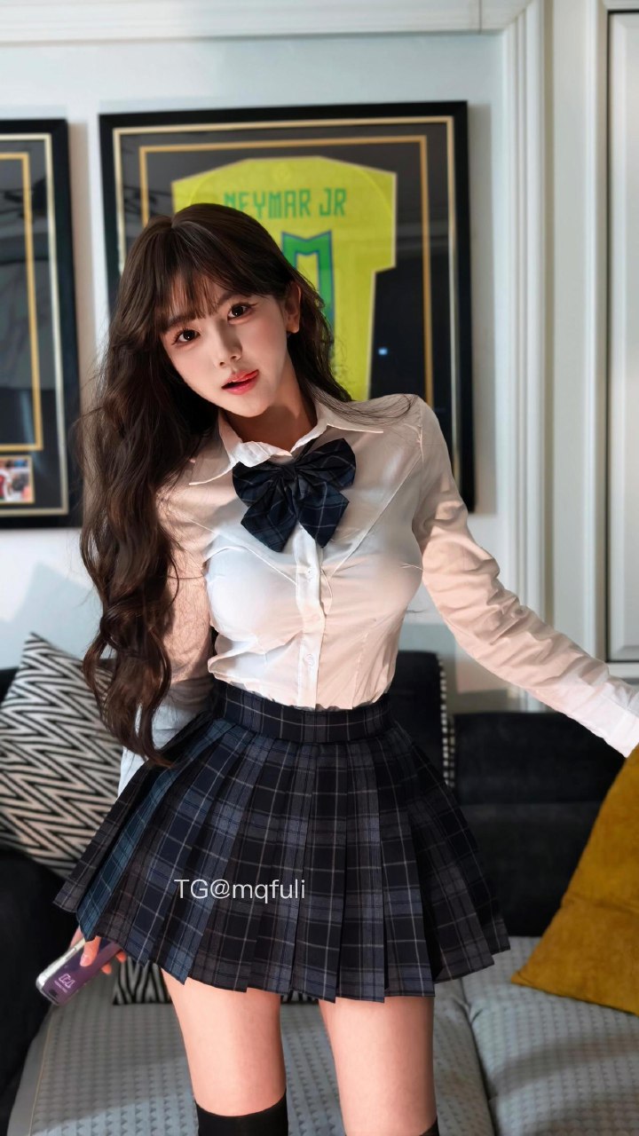 刘二萌 2025-07-07 19:58:21 学院风jk制服 第12张