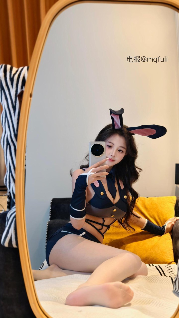 刘二萌 2025-07-11 17:17:09 兔女郎cos绑带qqny制服🔞 第16张